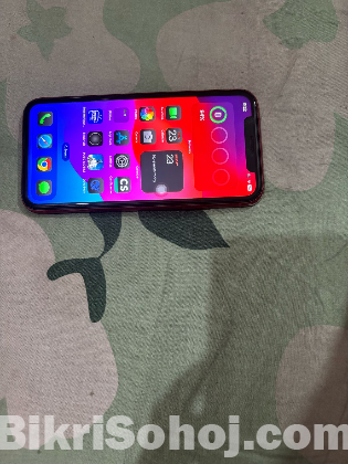iPhone 11 128GB Red